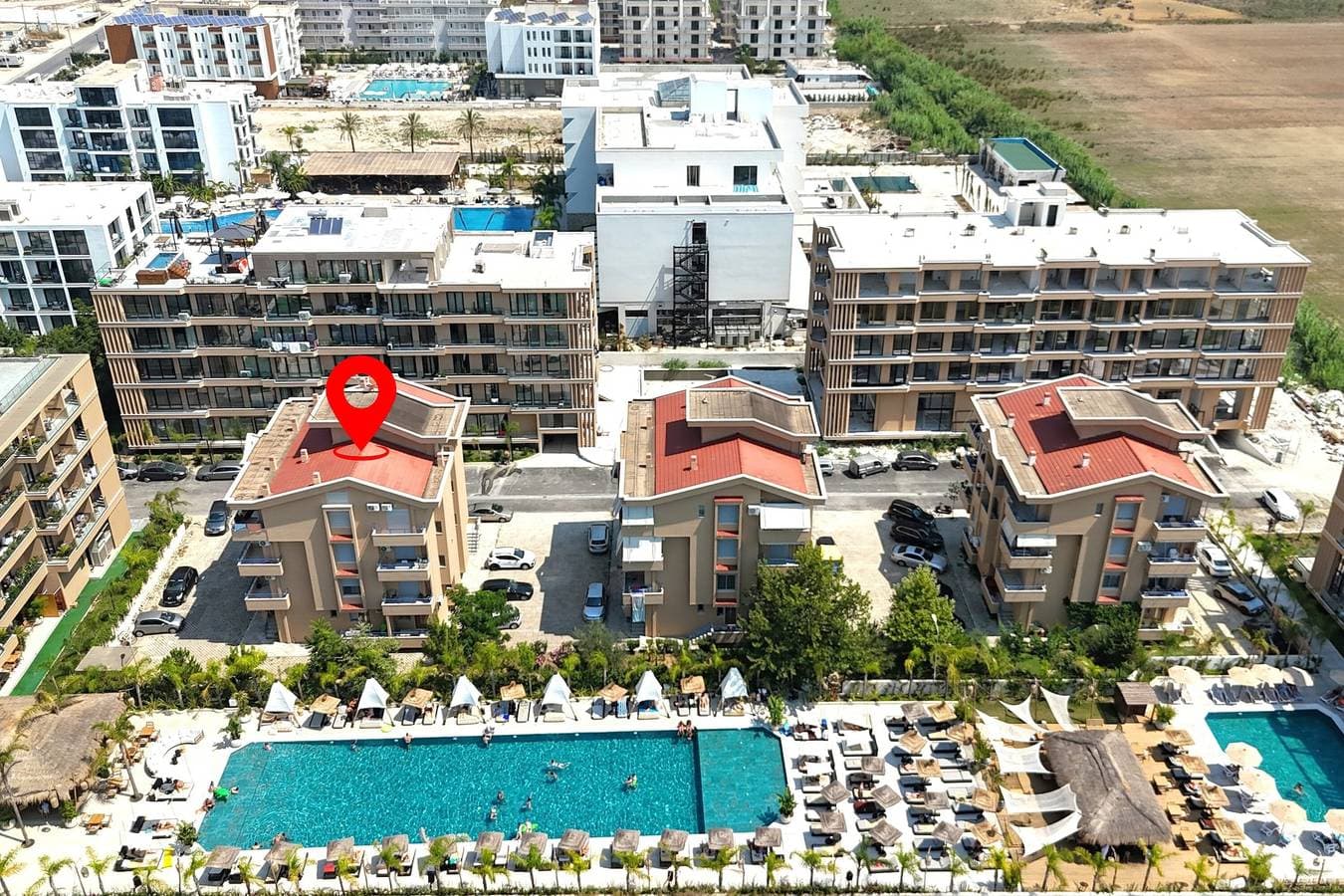 Foto 2 von 20: Apartment With Pool View 001