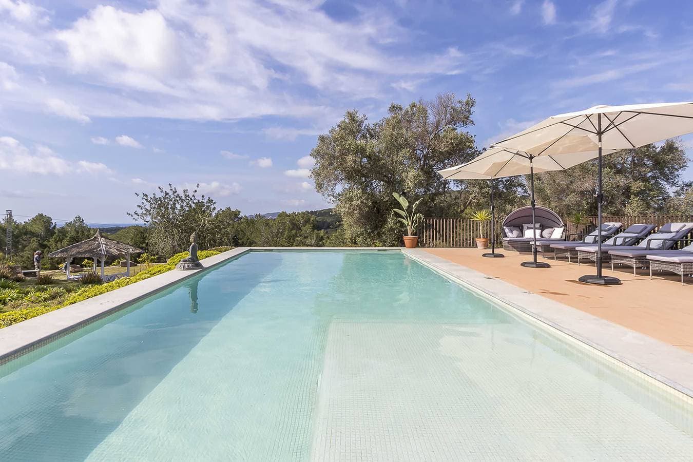 Foto 3 von 43: Villa für 24 Personen mit Whirlpool