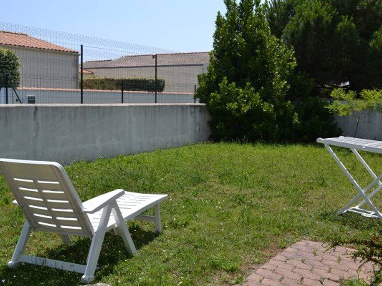Foto 2 von 14: Familienhaus nahe Strand in Saint-Denis d'Oléron, eingezäunter Garten