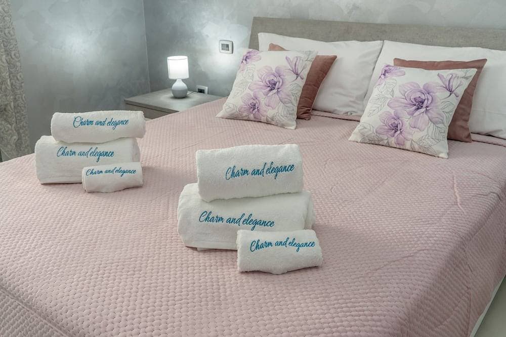 Foto 6 von 30: Villa Charm & Elegance · Privatpool · 9 Gäste
