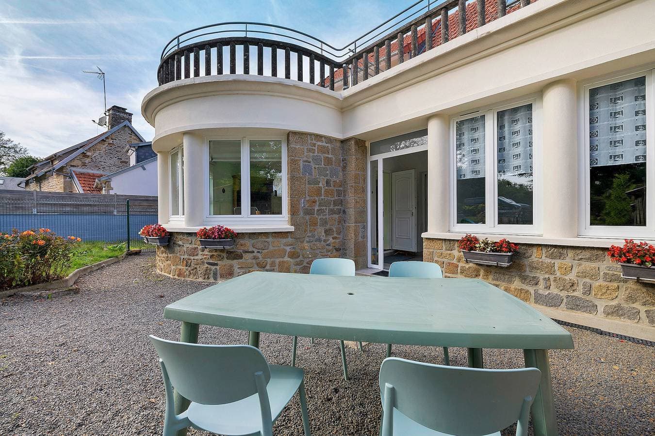 Ferienhaus 'Gite Falaise De Champeaux' mit privatem Garten und WLAN