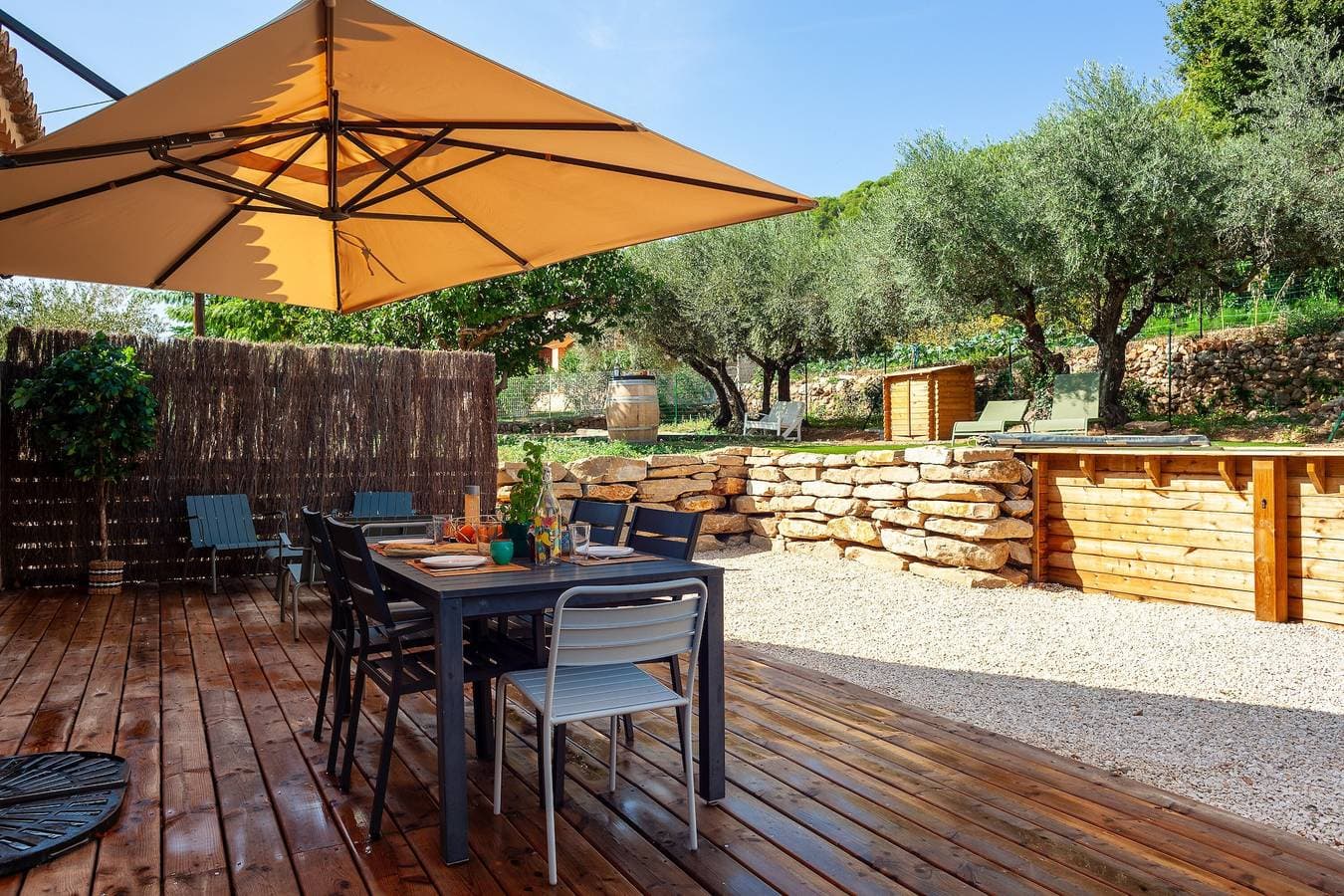 Foto 4 von 26: Ferienhaus 'La Bastide Des Oliviers' mit Bergblick, WLAN und Klimaanlage