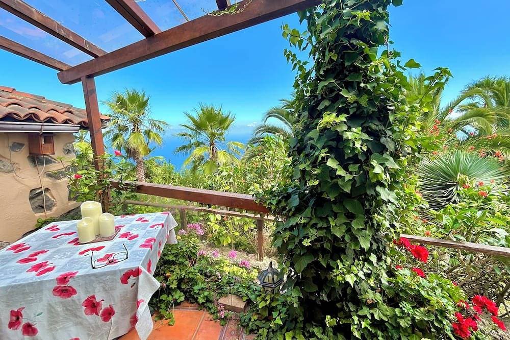 Tropisches Hideaway mit Traumblick & Terrasse 1