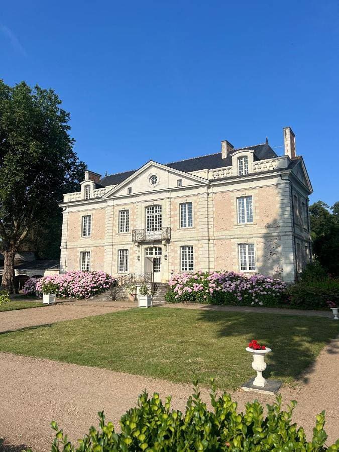 Le Petit Serrant - maison d'hôtes d'exception 1