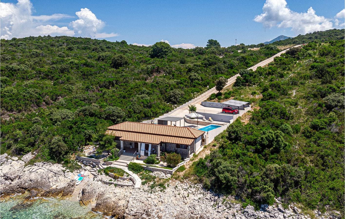 Gemütliche 1-Zimmer-Wohnung mit Pool und Terrasse, 2 km vom Strand entfernt 1