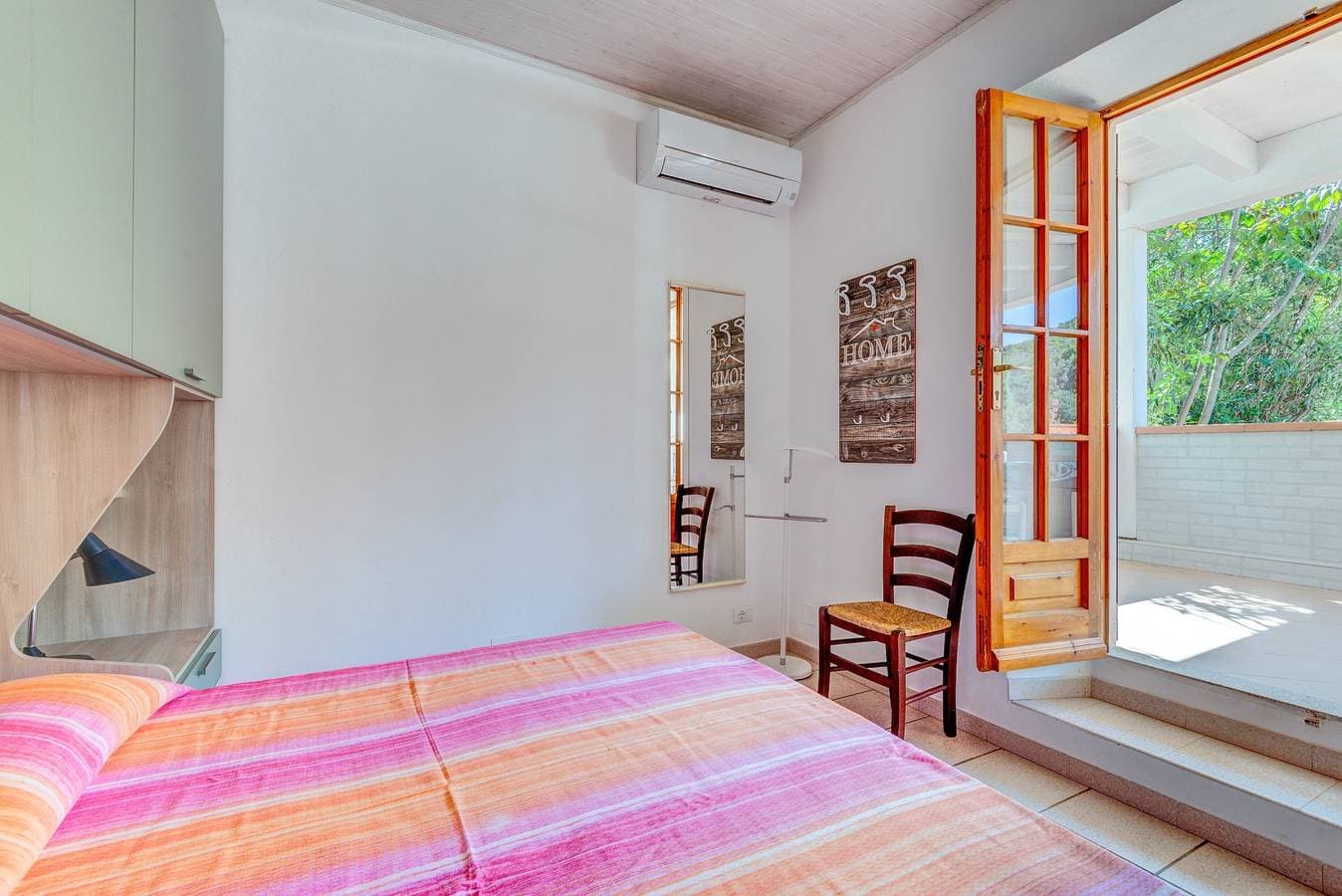 Foto 13 von 24: Ferienhaus 'Innamorata Mare' mit Meerblick, privater Terrasse und Wi-Fi