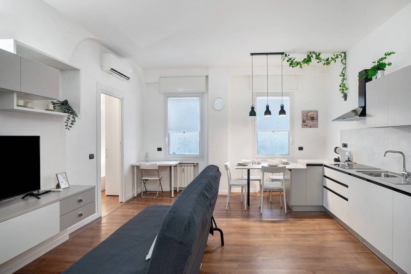 Foto 5 von 40: Ferienwohnung 'La Perla Grigia' mit gemeinsamer Terrasse, WLAN und Klimaanlage