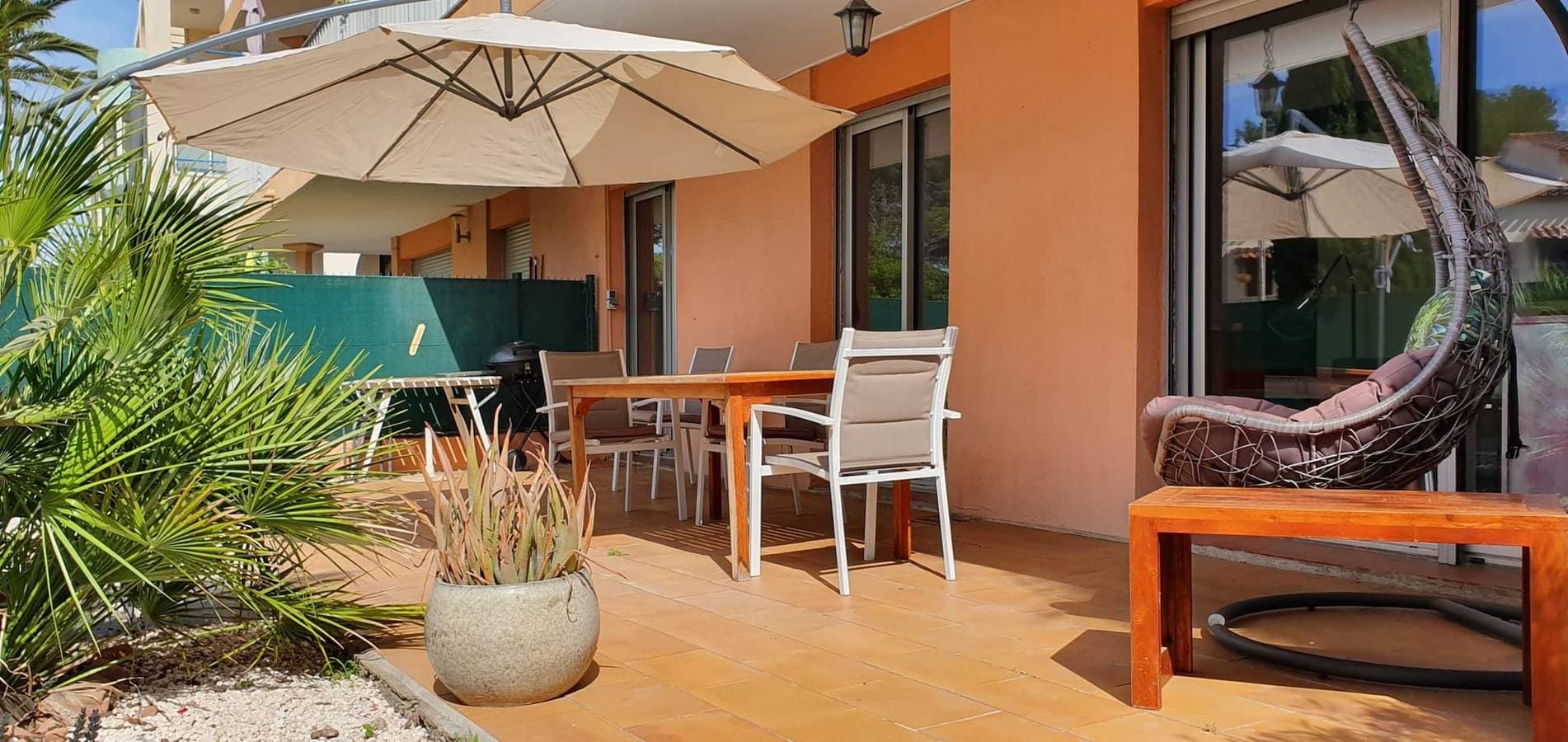 Foto 2 von 20: Ferienwohnung für 4 Personen mit Terrasse