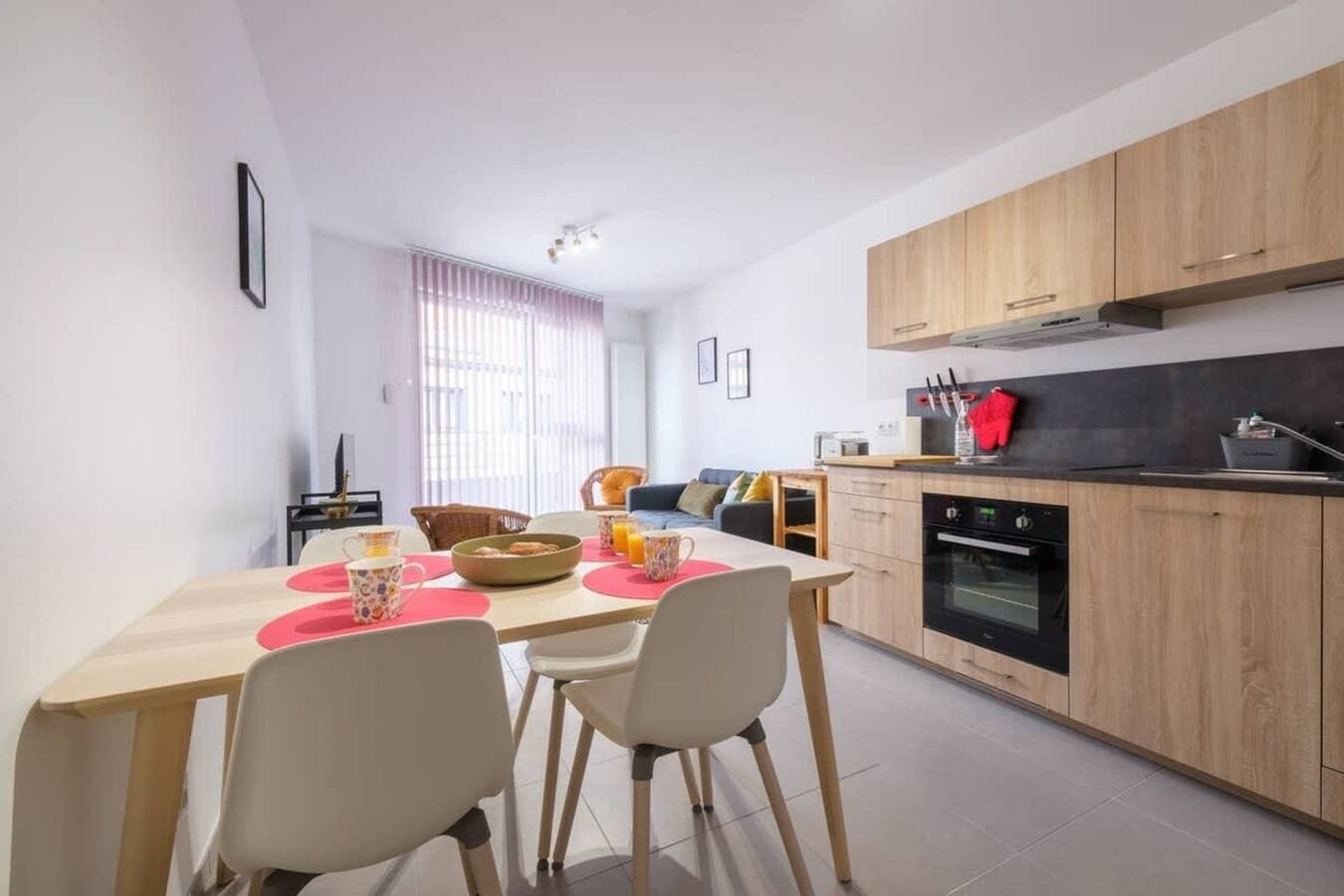 Foto 10 von 29: Ferienwohnung für 4 Personen mit Balkon