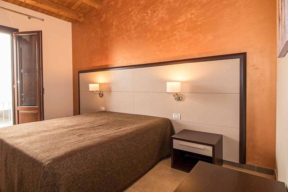 Foto 2 von 12: Cozy apartment in Mazzarino with swimming pool