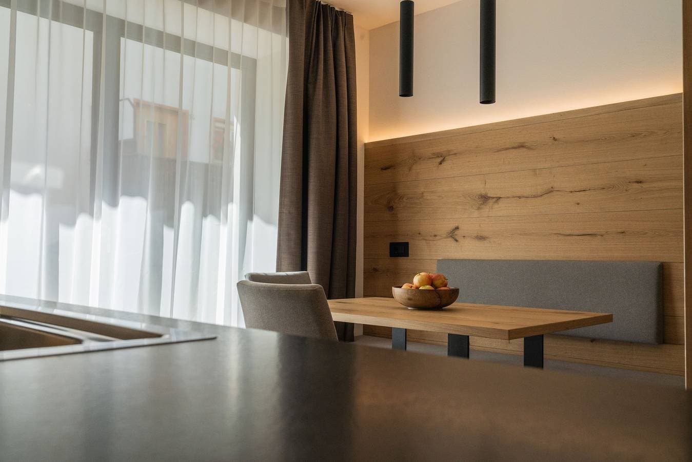 Foto 5 von 26: Brandneue Ferienwohnungen "Seceda - Montblanc" mit WLAN, Terrasse und Garten