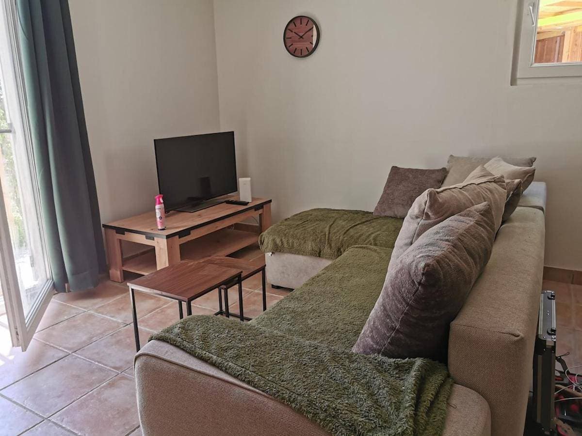 Foto 7 von 20: Two-Bedroom Apartment with Garden View