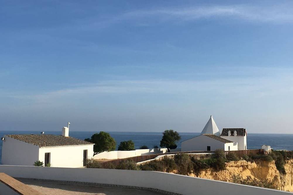Foto 7 von 16: Schönes Reihenhaus \" Casa Branca \" mit Pool und Meerblick