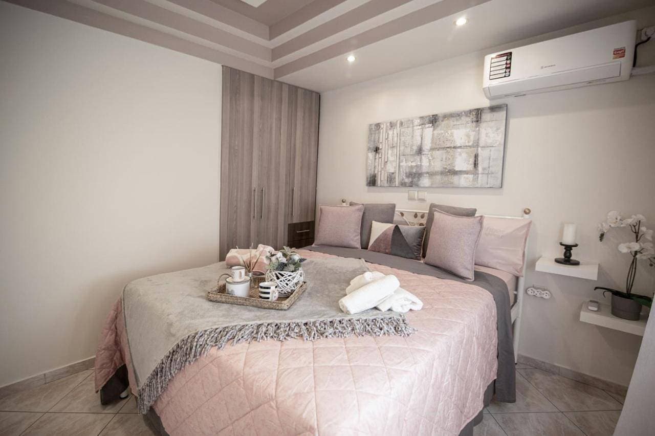 The Ivory - Luxury & Spacious Apartment in Egaleo-Athens 1