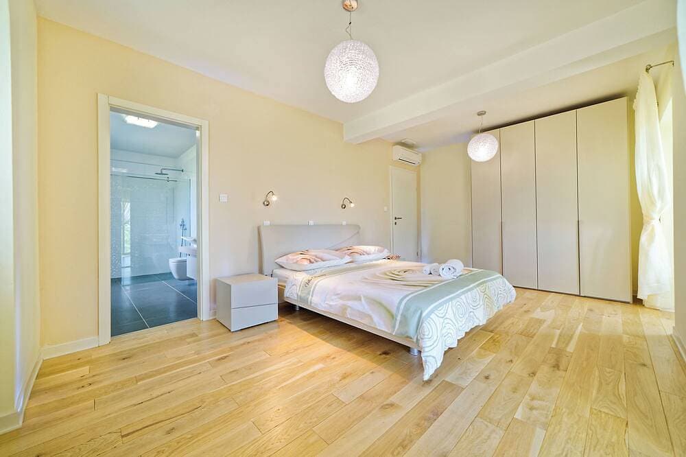 Foto 7 von 30: Villa Demetra s bazenom i predivnim pogledom na Motovun - Motovun
