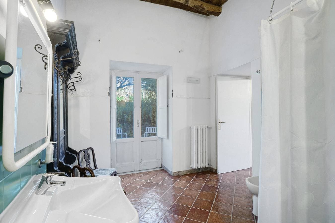 Foto 12 von 15: Le Tore – Volta Erdgeschosszimmer mit Terrasse & Gemeinschaftsgarten, WLAN
