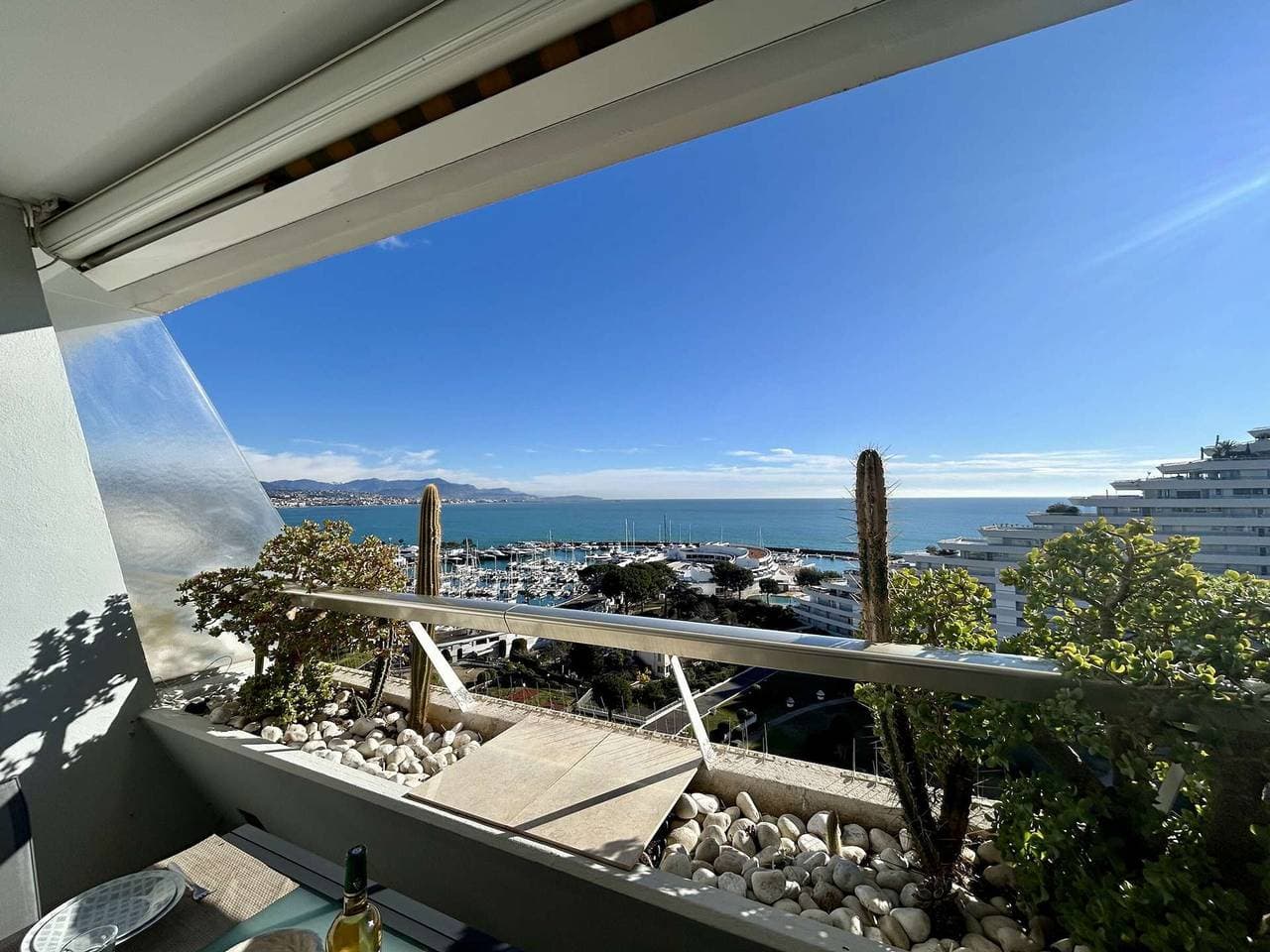 Foto 5 von 13: Tolles Studio mit Meerblick - 2 Pers.