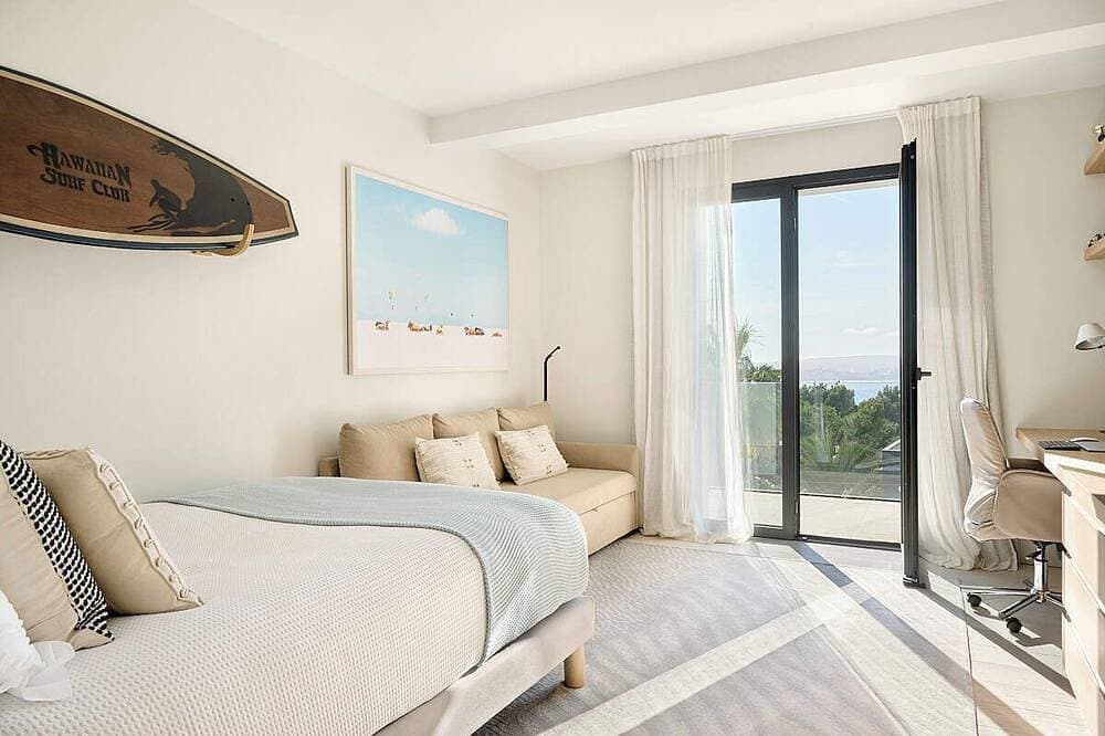 Foto 2 von 30: Luxurious and Modern 7 Bedroom Property in Portals