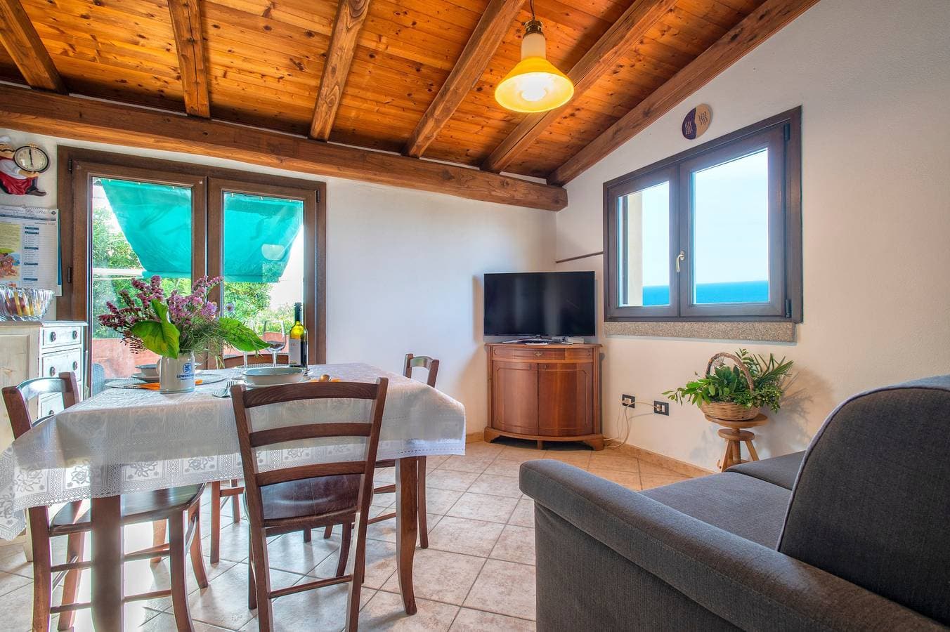 Foto 2 von 23: Ferienhaus 'Hakéyah' mit Meerblick, WLAN und Klimaanlage