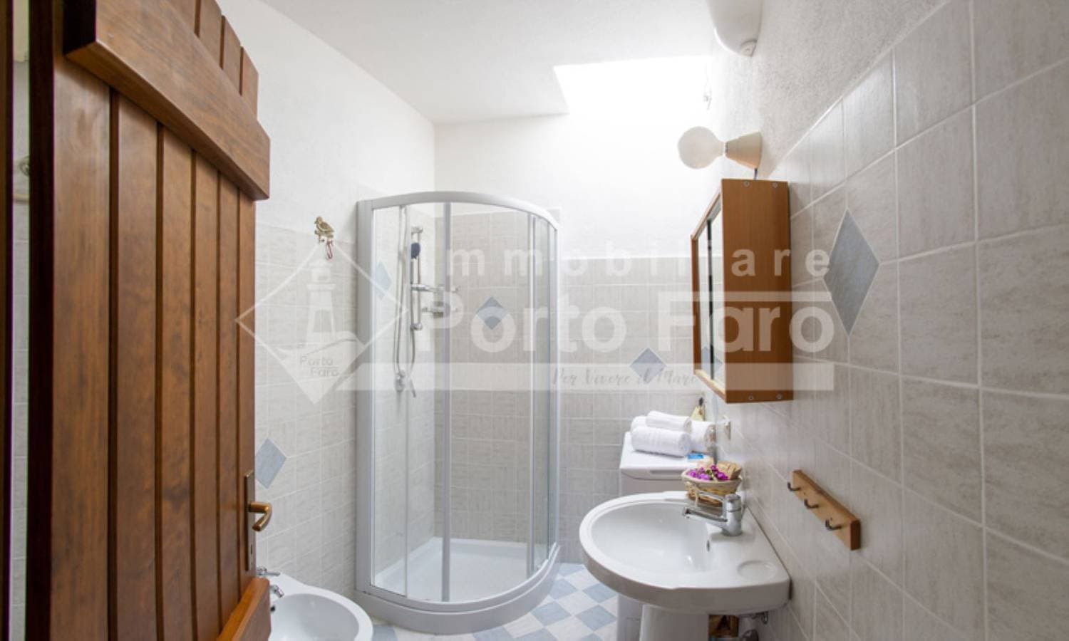 Foto 11 von 14: Ferienwohnung für 4 Personen mit Garten