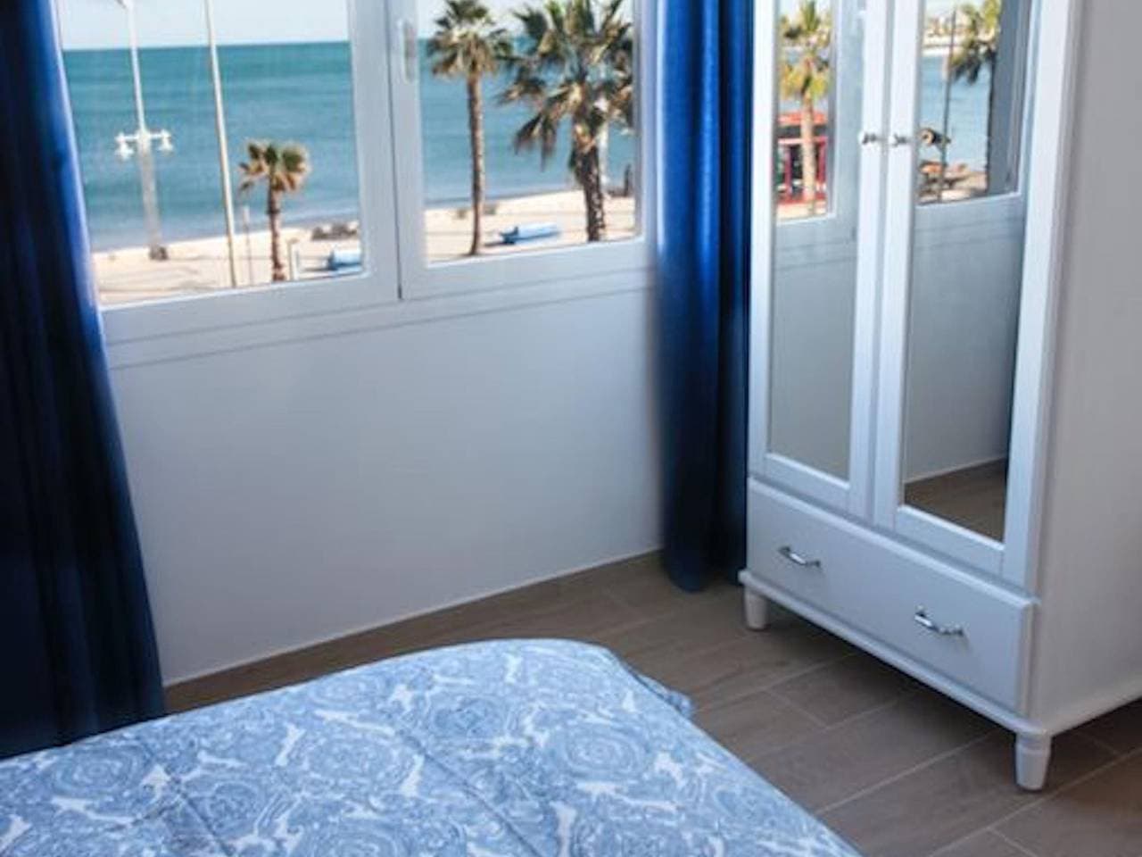 Foto 11 von 18: Ferienwohnung für 4 Personen mit Meerblick