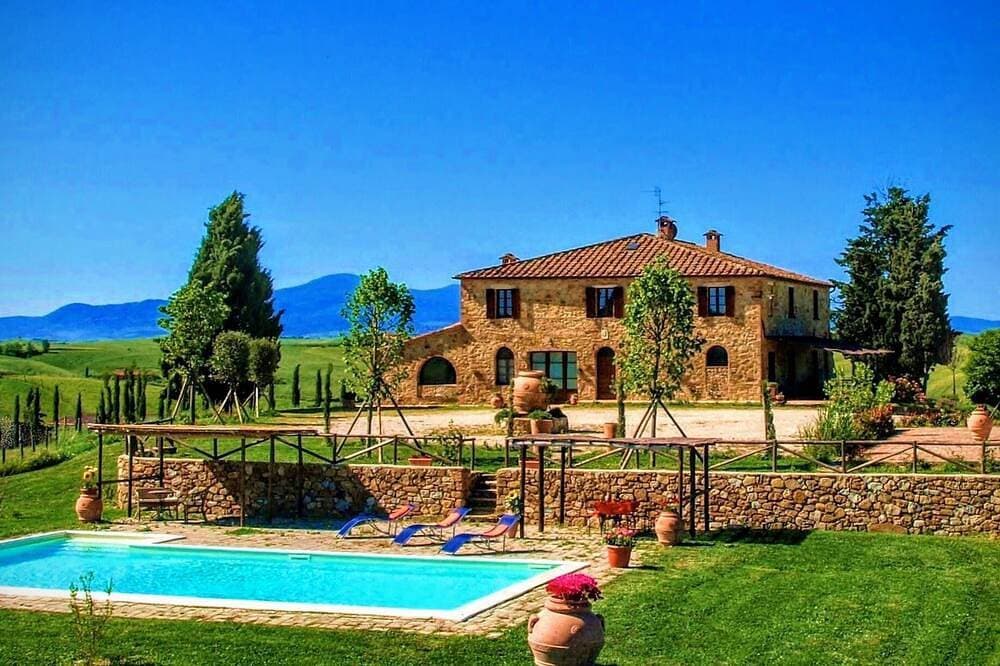 Villa in Montalcino, exclusive for you, stunning view!!! 1