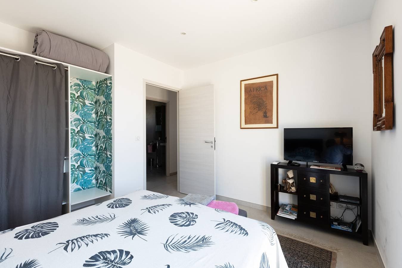 Foto 5 von 19: Gästezimmer „Chambre D’hôtes à Losari“ mit Meerblick, WLAN und Klimaanlage