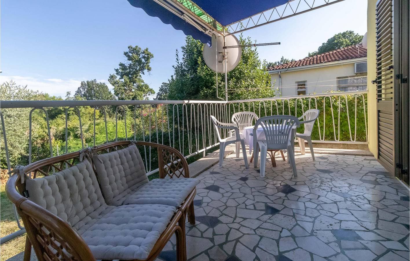 Foto 7 von 21: Gemütliche 2-Zimmer-Wohnung mit Terrasse, Parkplatz und 2 km Entfernung zum Hundestrand