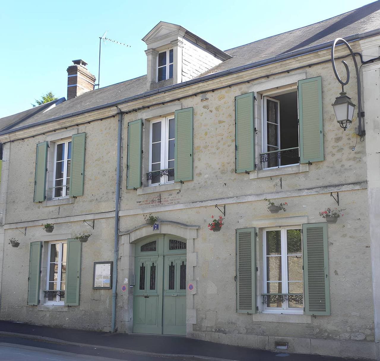 Foto 4 von 13: Bed and Breakfast 'Blanche De Castille' mit Gemeinschaftsterrasse, Garten & WLAN