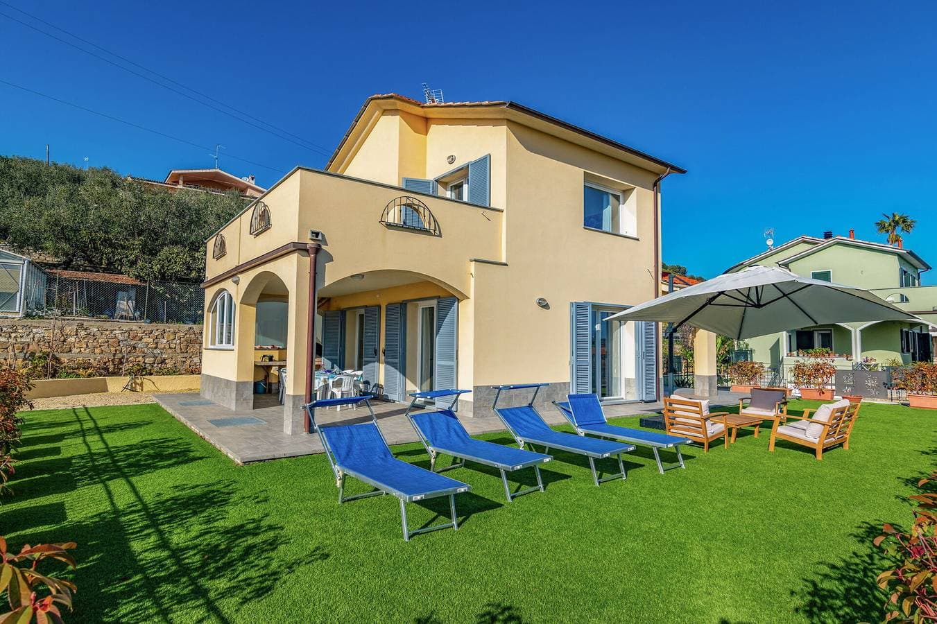 Foto 2 von 111: Villa Mimosa - Diano Marina