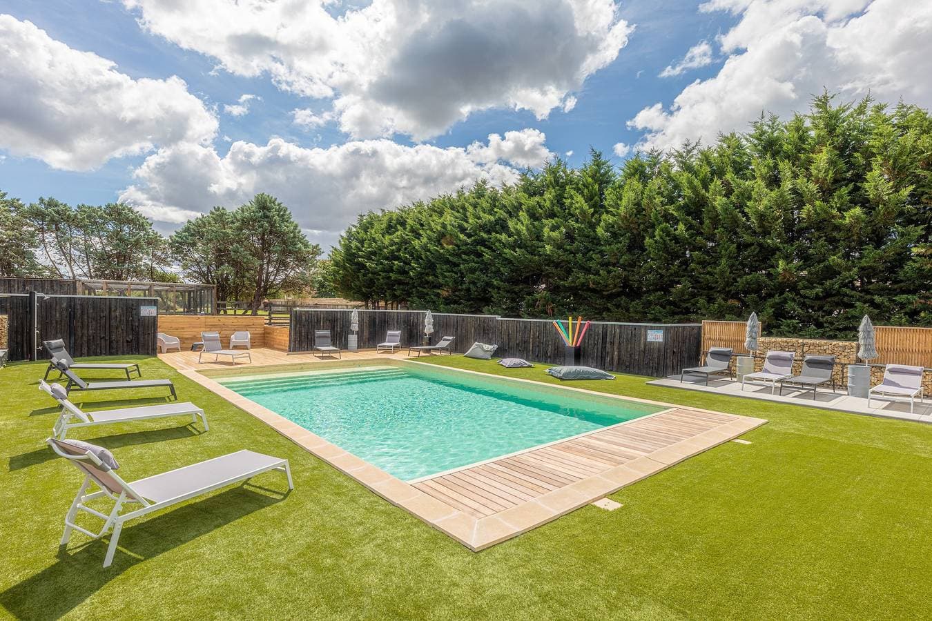 Foto 13 von 18: Ferienwohnung für 6 Personen mit Pool