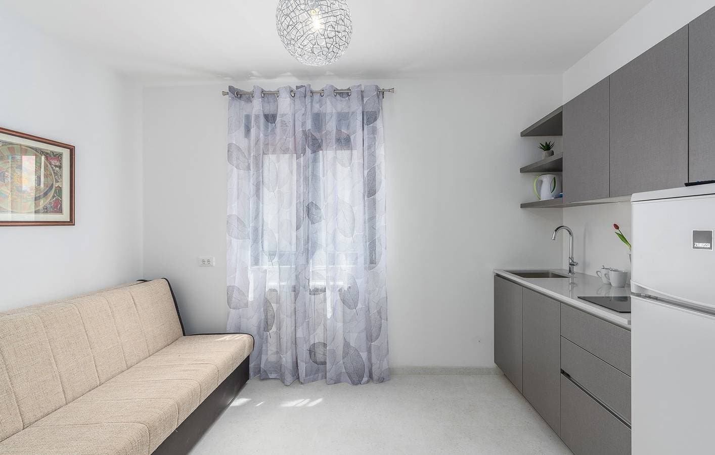 Foto 5 von 18: Ferienwohnung Zrnic III mit Balkon