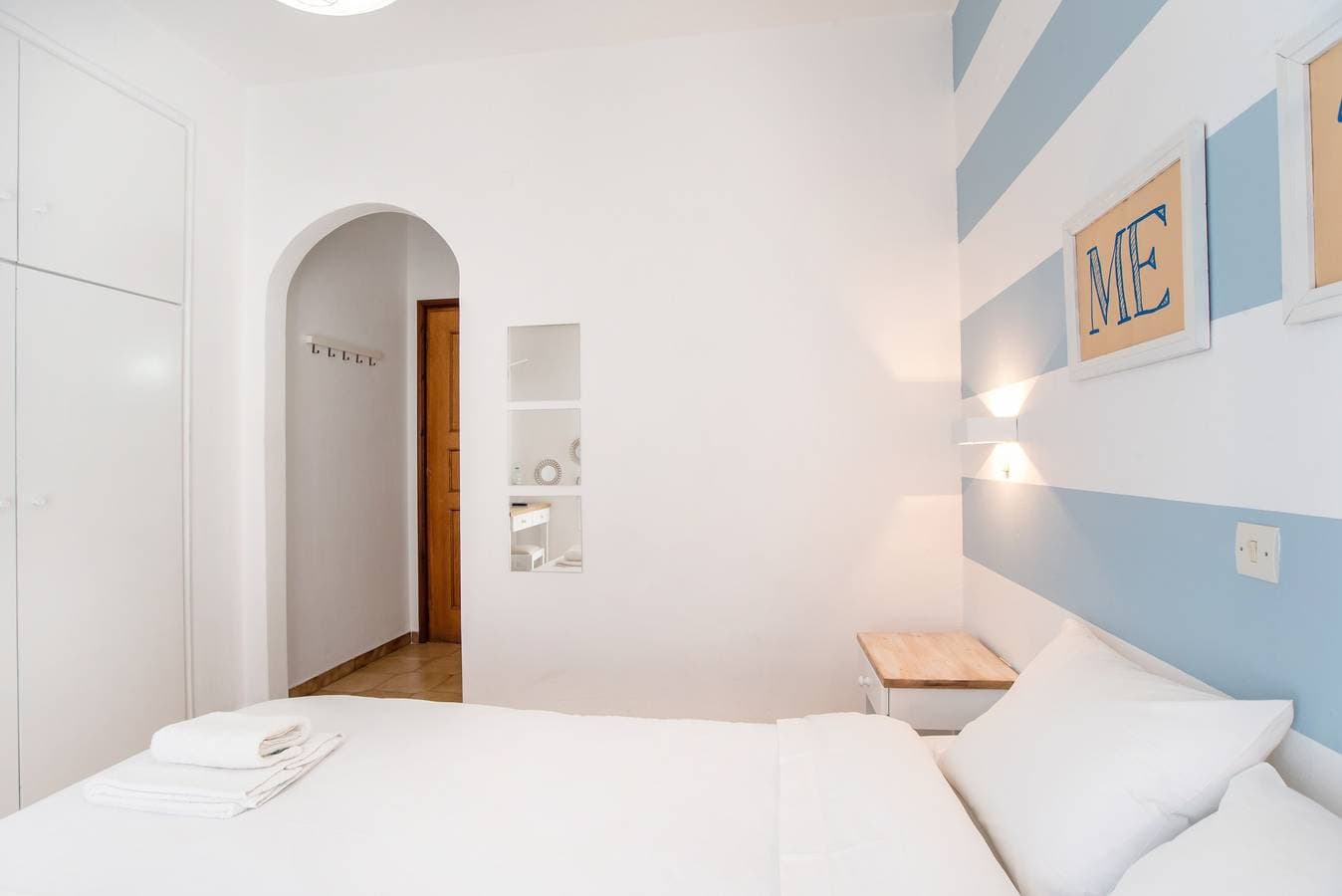 Foto 9 von 45: Einzimmerapartment 'Livadia Seaside Studios 13' mit Gemeinschaftsterrasse, WLAN und Klimaanlage