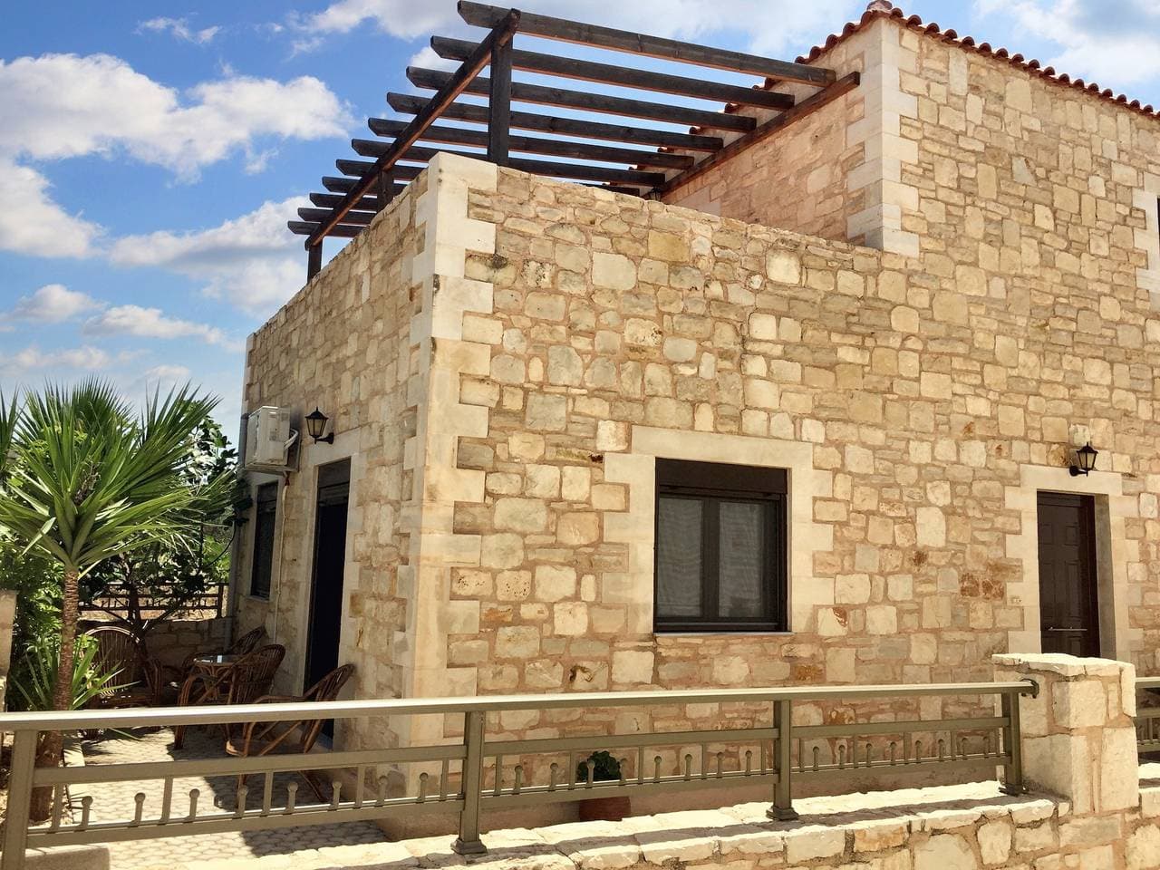Charmantes Haus in Chersonissos mit Bergblick 1