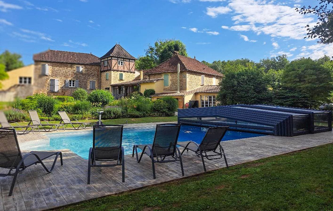 Sonniger Rückzugsort mit Pool und Garten, in der Nähe von Pomarède - 1.5km 1