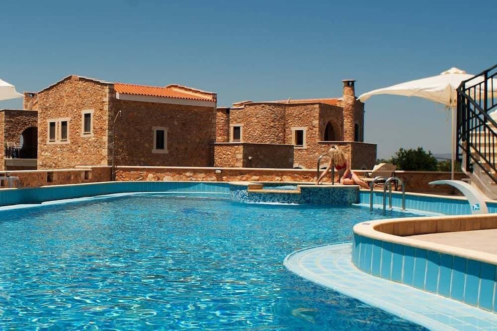 Stone villa common pool 1