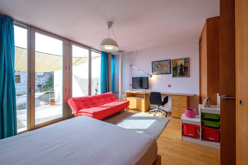 Foto 6 von 30: Modernes Haus mit viel Licht und große Gärten
