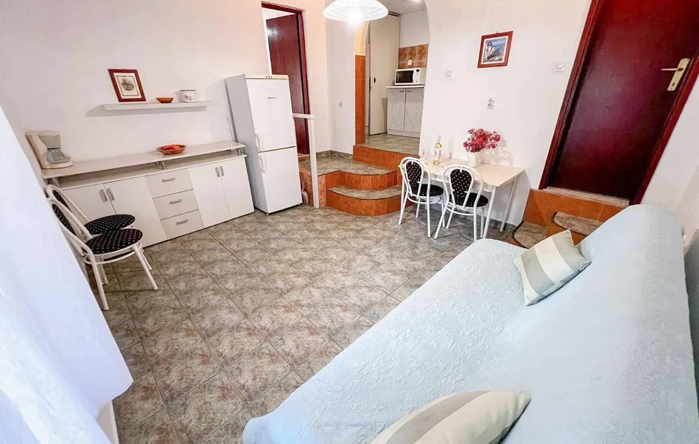 Foto 5 von 24: Gemütliche Wohnung mit Terrasse, WLAN und Parkplatz, 100 m bis zur Küste
