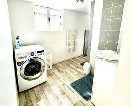 Foto 5 von 13: Three-Bedroom Apartment