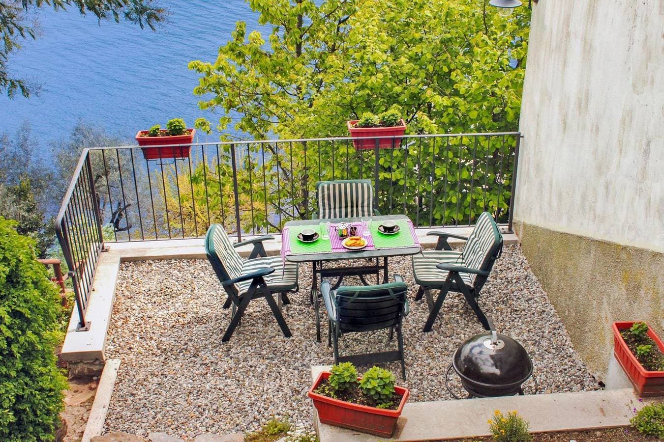 Foto 9 von 32: Riva di Pianello Ferienwohnung am See