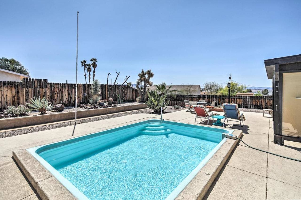 Lake Havasu Home w/ Pool - 2 Miles to Waterfront! 1