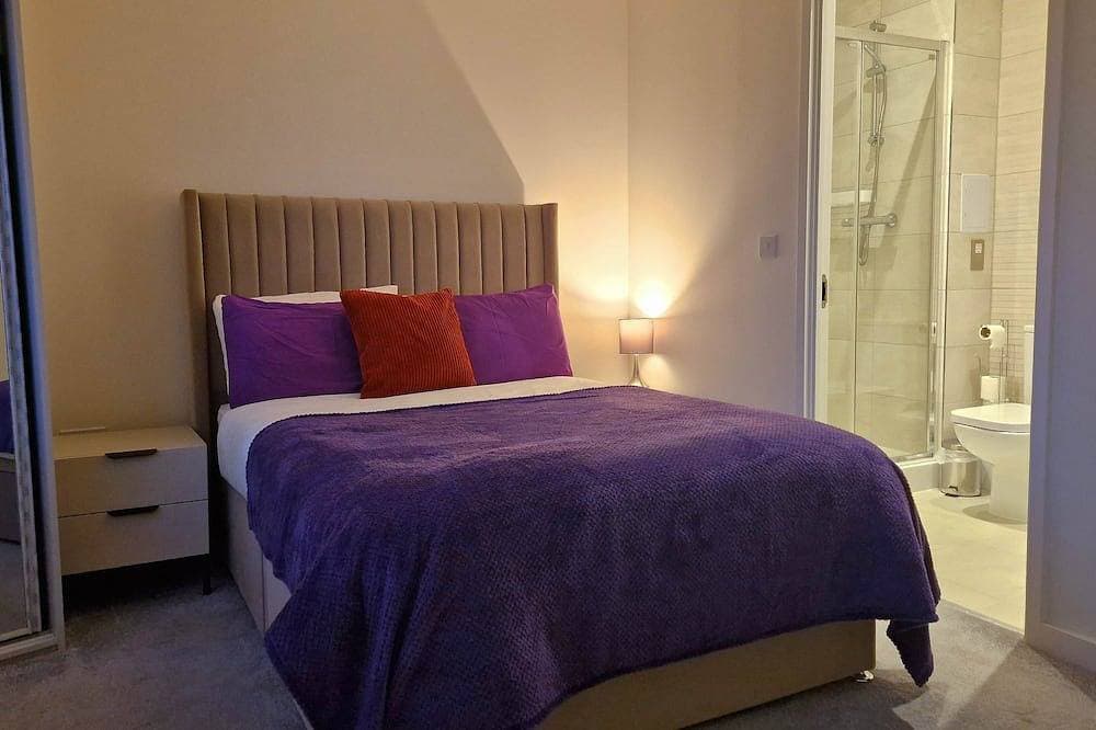 Foto 2 von 12: Gorgeous Riverside Apartment | Free Parking & Wi-Fi