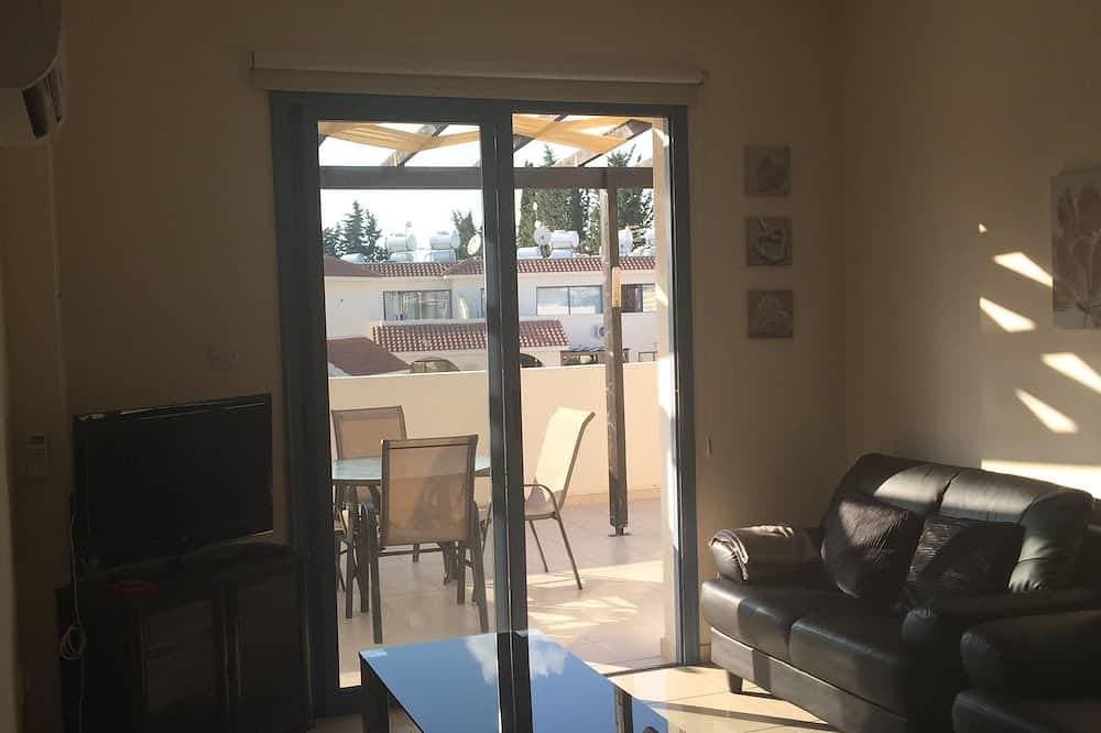 Foto 11 von 30: Moderne 2-Bett-Wohnung mit WiFi in der Universal Area von Paphos entfernt