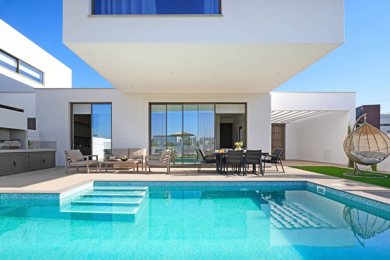 Foto 10 von 37: Villa für 7 Personen mit Garten