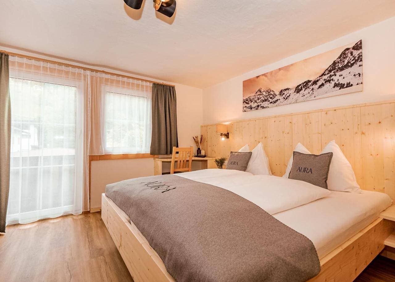 Foto 6 von 28: Double Room with Balcony