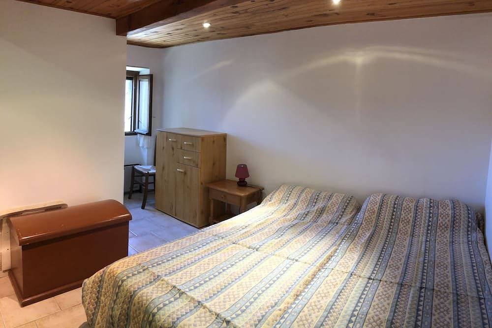 Foto 3 von 19: Schönes Steinhaus im Herzen des Dorfes