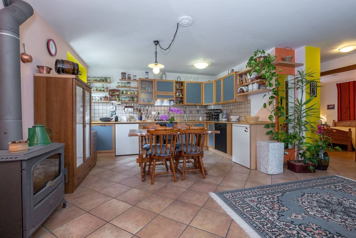 Foto 6 von 45: Gästezimmer in den Alpen, Zimmer in bewohntem Haus