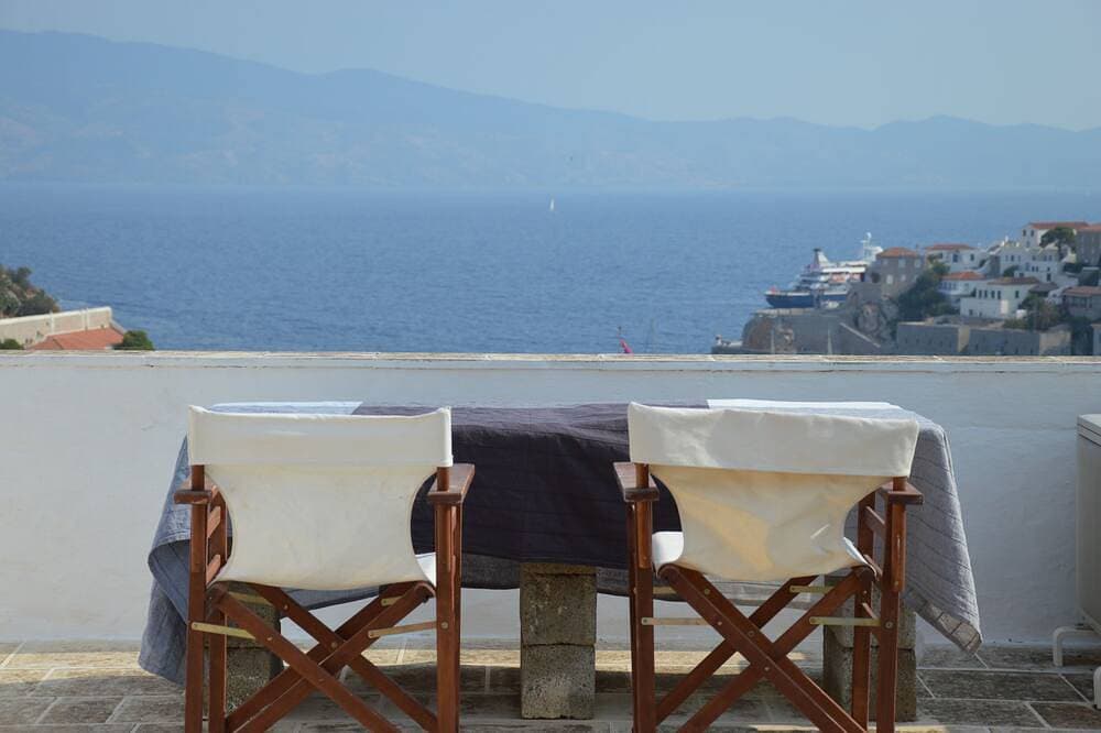 Foto 11 von 30: Hydra Studio Haus mit herrlichem Hafenblick