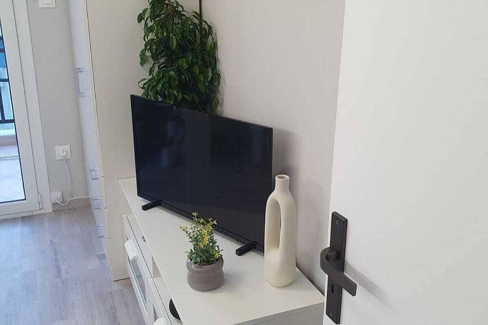 Foto 10 von 30: Fk Apartment is Situated 60m Away From the Beach and 10km From the Ath.airport