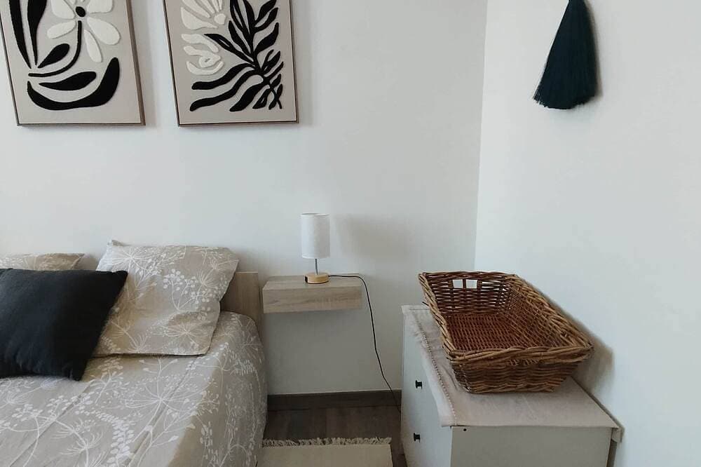 Foto 4 von 20: L'Escale en Provence: village center, air conditioning, wifi